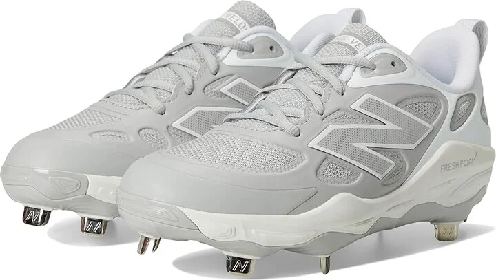 New Balance Fresh Foam X Velov4 Metal Softball Cleats Women's Shoes Raincloud/White : 5 B - Medium, Rubber