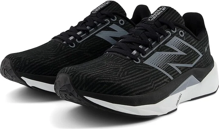 New Balance FuelCell Propel v5 Women's Shoes Black/Steel : 5 B - Medium, Synthetic