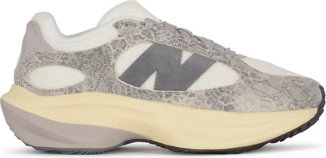 New Balance Logo Patch Sneakers