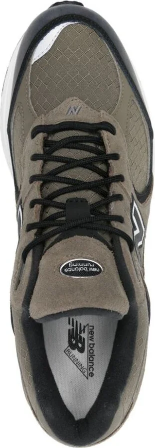 New Balance M2002 Sneakers - Image 2