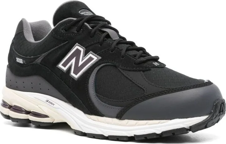 New Balance M2002 Sneakers - Image 3