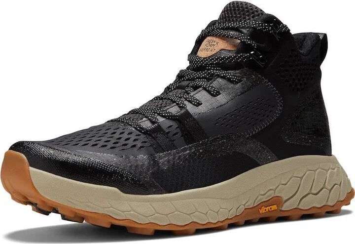 Black/Timberwolf