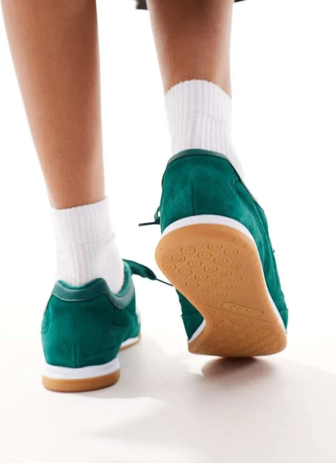 New Balance RC42 gum sole sneakers in green and white - Image 2