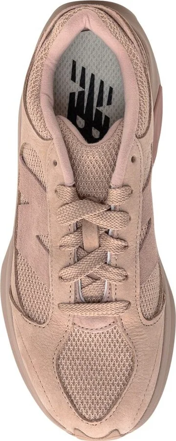 New Balance Sneaker Lifestyle - Image 4