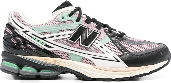 New Balance Sneakers 1906