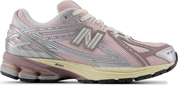New Balance Sneakers 2