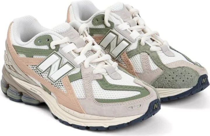 New Balance Sneakers - Image 3