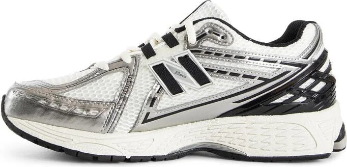 New Balance Sneakers - Image 2