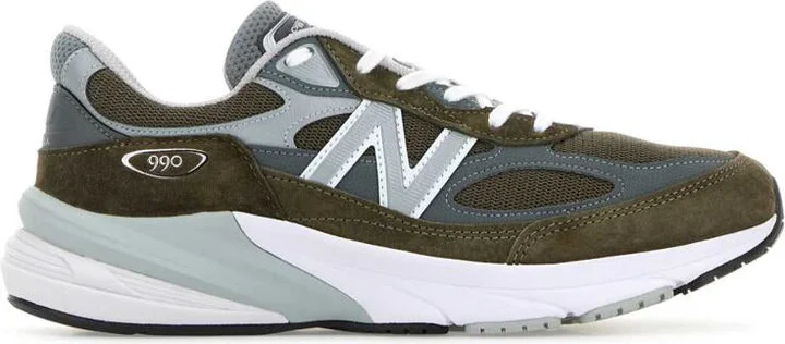 New Balance Sneakers
