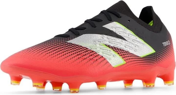 New Balance Unisex Tekela Magia Low Laced FG V4+ Soccer Shoe