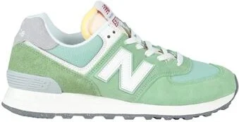 New Balance Woman Sneakers