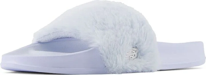 New Balance Women's 200 V2 Slide Sandal