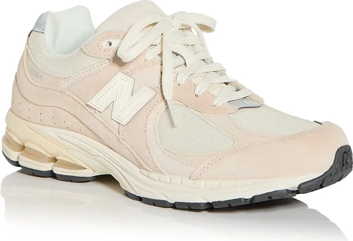 New Balance Women's 2000R Low Top Sneakers