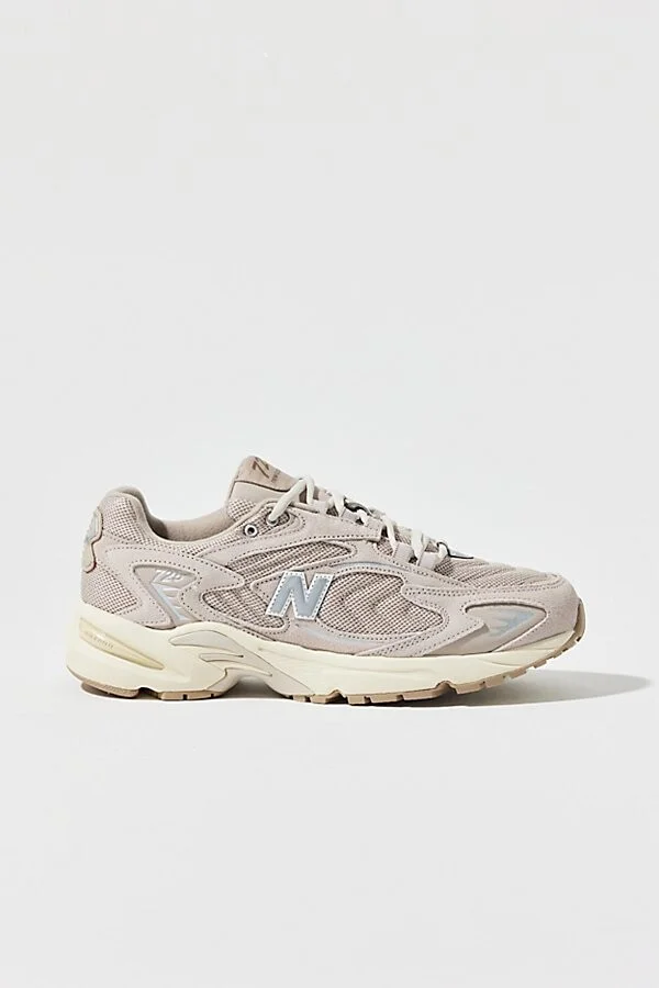 New Balance Women's 725v1 Sneaker in Moonrock/Light Mushroom - Image 2