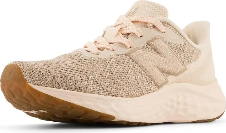 New Balance Women's Fresh Foam Arishi V4 Running Shoe