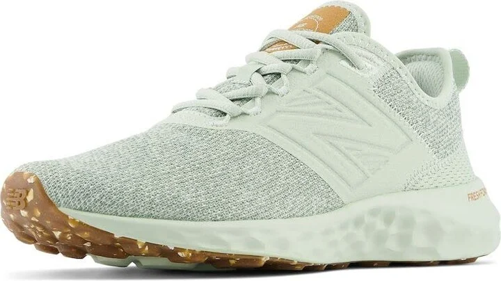 New Balance Women's Fresh Foam SPT V4 Running Shoe