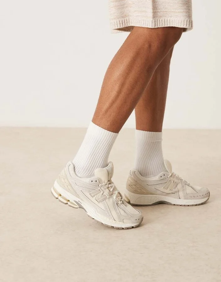 New Blance 1906 unisex sneakers in off white - Image 3