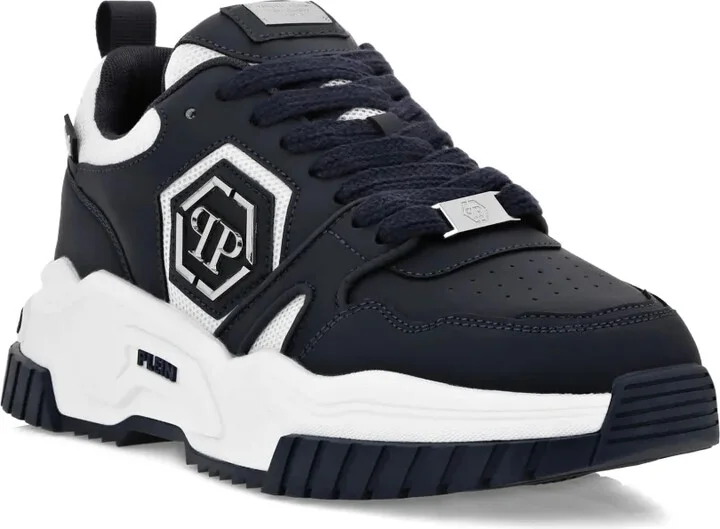 New Predator sneakers - Image 2