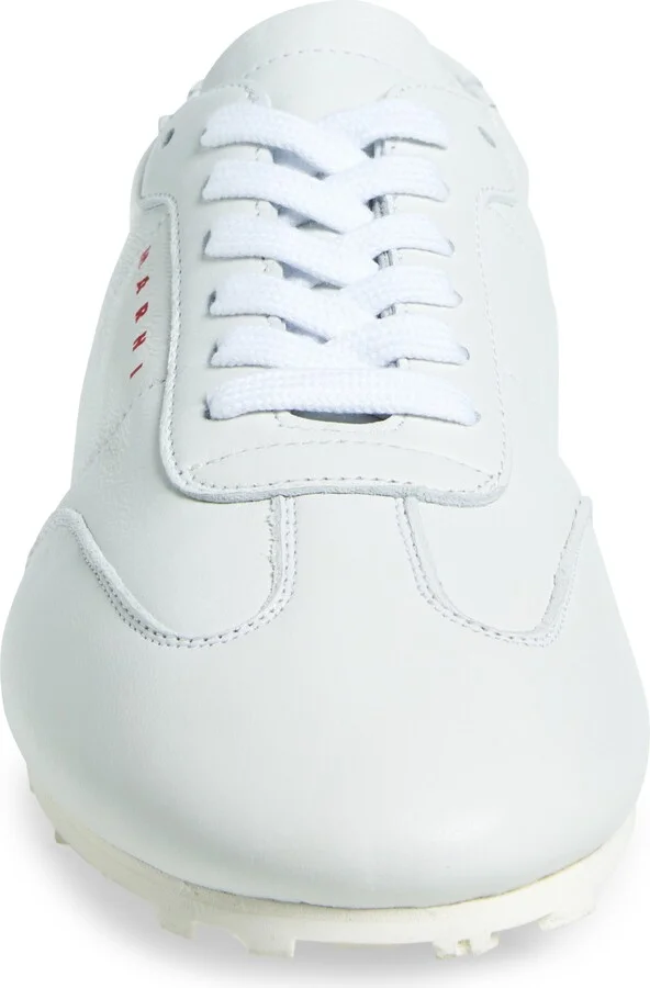 New Sneaker - Image 4