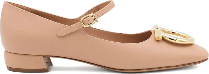 New Vara Gancini pumps
