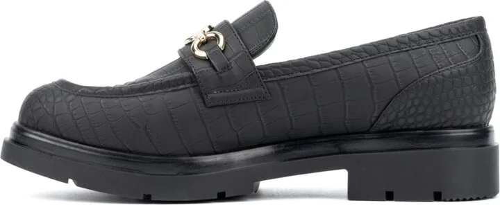 New York & Company Women's Alodie Chain Croc Embossed Loafers - Image 6