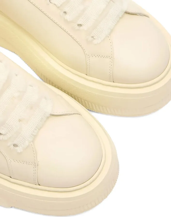 Nexus sneakers - Image 3