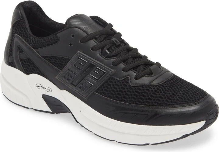NFNTY-52 Low Top Sneaker