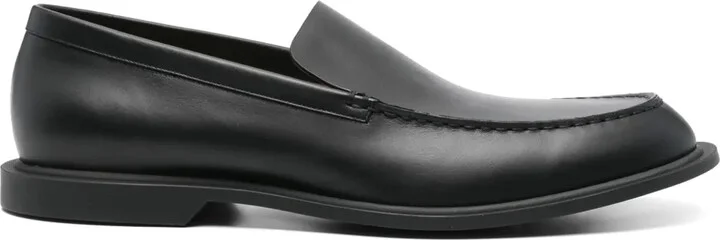 Nic loafers