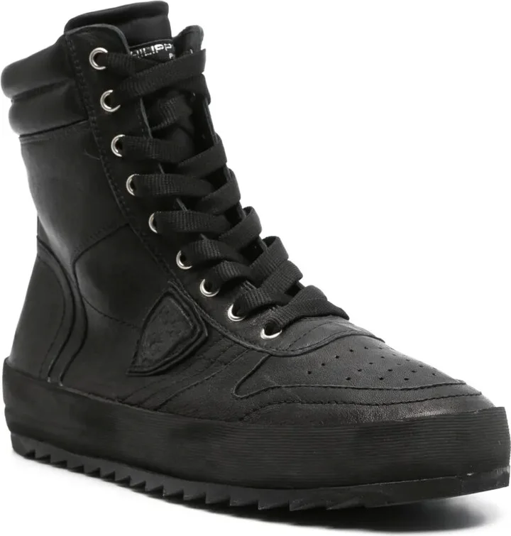 Nice hi-top sneakers - Image 2