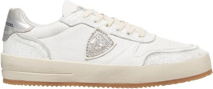 Nice Low-top Sneakers