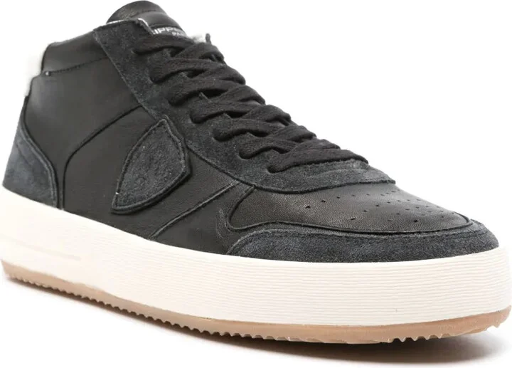 Nice sneakers - Image 2