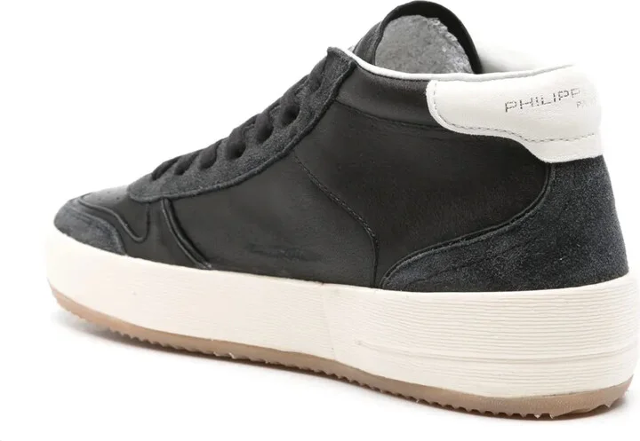 Nice sneakers - Image 3