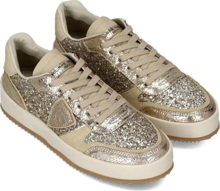 Nice sneakers - Image 2