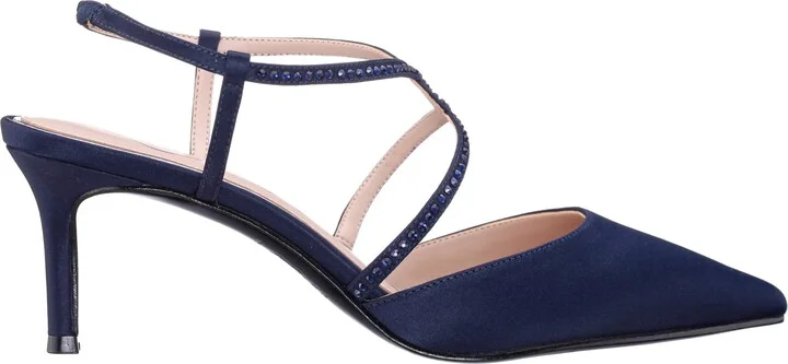Nichele Pointed Toe Pump - Image 9