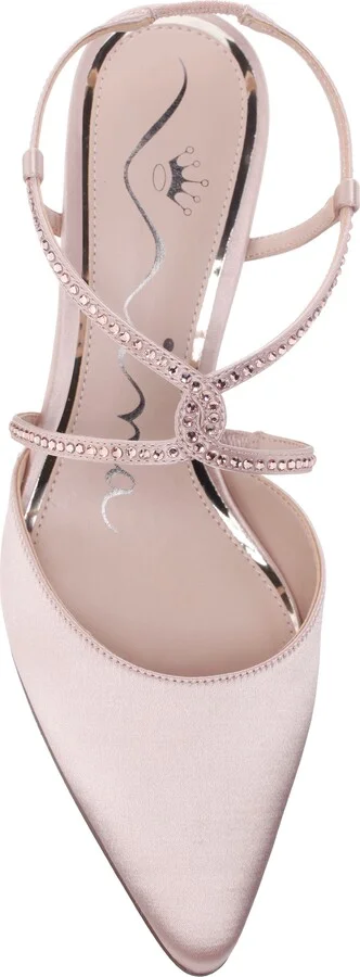 Nichele Pointed Toe Pump - Image 11