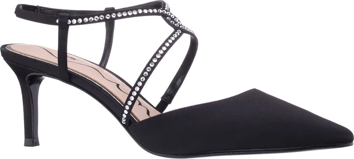 Nichele Pointed Toe Pump