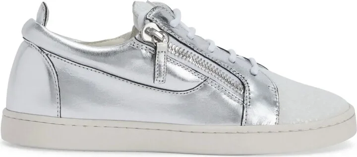Nicki sneakers