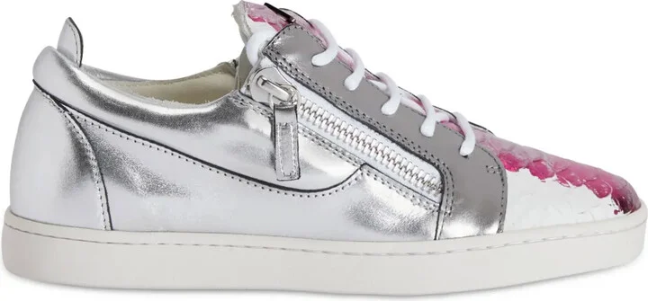 Nicki sneakers