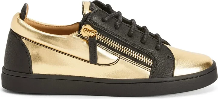 Nicki sneakers