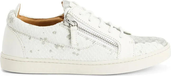 Nicki sneakers