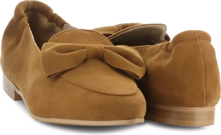 Nicole Pointed Toe Loafer - Image 10