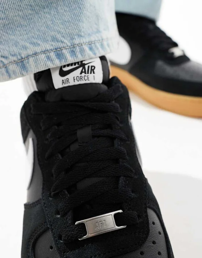 Nike Air Force 1 '07 LV8 gum sole sneakers in black and white - Image 4