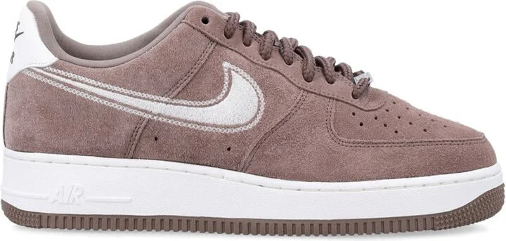 Nike Air Force 1 '07 Lv8