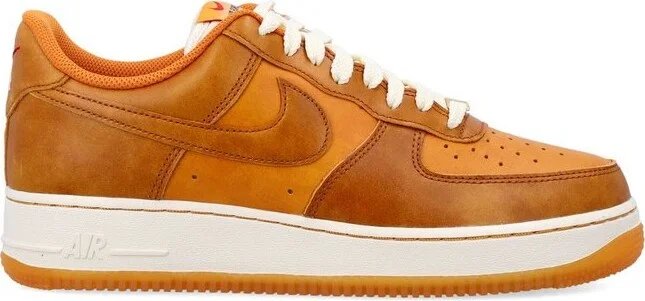 Nike Air Force 1 '07 LV8 Sneakers