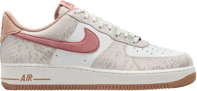Nike Air Force 1 '07 LV8 Sneakers