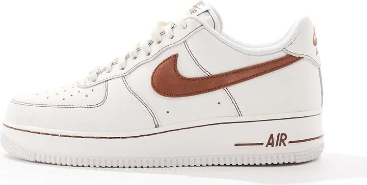 Nike Air Force 1 '07 LV8 sneakers in brown - Image 2