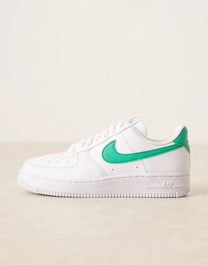 Nike Air Force 1 '07 NN sneakers in white and green - Image 2