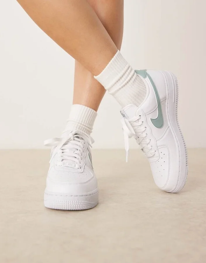 Nike Air Force 1 '07 NN sneakers in white & blue - Image 4