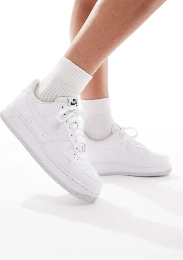 Nike Air Force 1 '07 NN sneakers in white