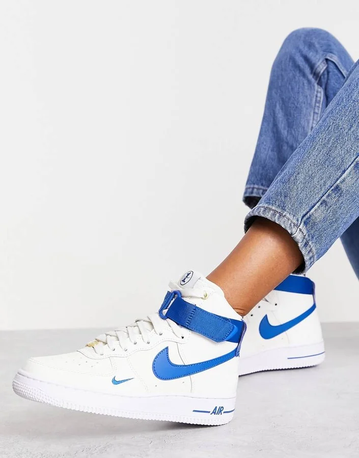 Nike Air Force 1 Hi 40th anniversary sneakers in white and blue - Image 3